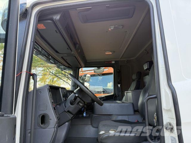 Scania P280 6X2*4 Camiones con chasís y cabina