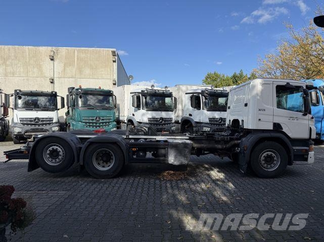 Scania P280 6X2*4 Camiones con chasís y cabina