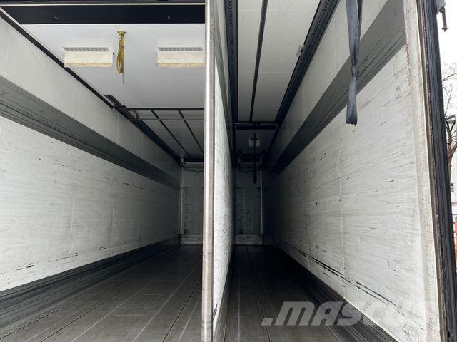 Scania P320 Carrier 1150 Multitemp Lenk-Lift Achse Temperature controlled trucks