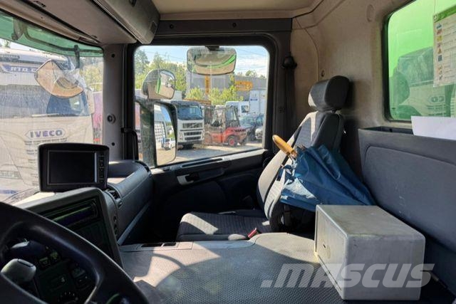 Scania P340 4x2 Getränkeaufbau شاحنات أخرى