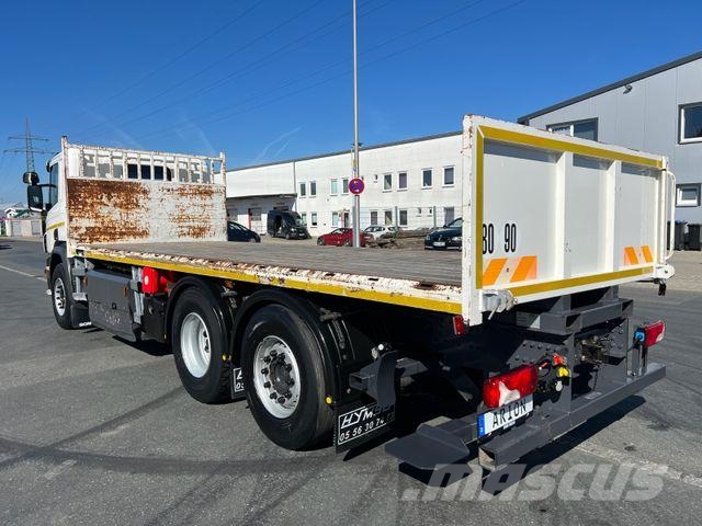 Scania P340 6x2 Plattform/CNG/Retarder/6,97m/AHK/AC/EU6 Pritschenwagen/Pritschenwagen mit Seitenklappe