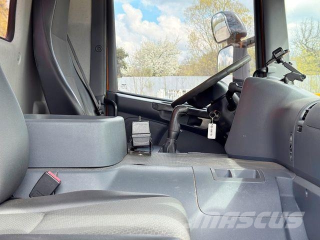 Scania P360 Kipper * 8x4 * TOPZUSTAND ! Bañeras basculantes usadas