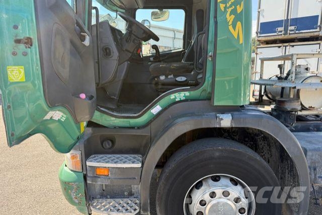 Scania P380 4x2 Шасі з кабіною