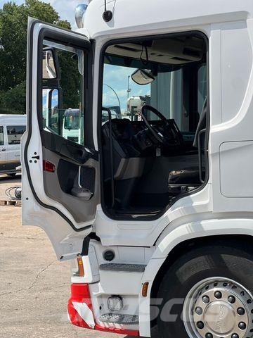 Scania P410 6x2 BDF-Pritsche mit Fassi F215A.2.24 Kran Camiones con chasís y cabina