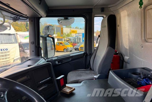 Scania P450 4x2 Шасі з кабіною