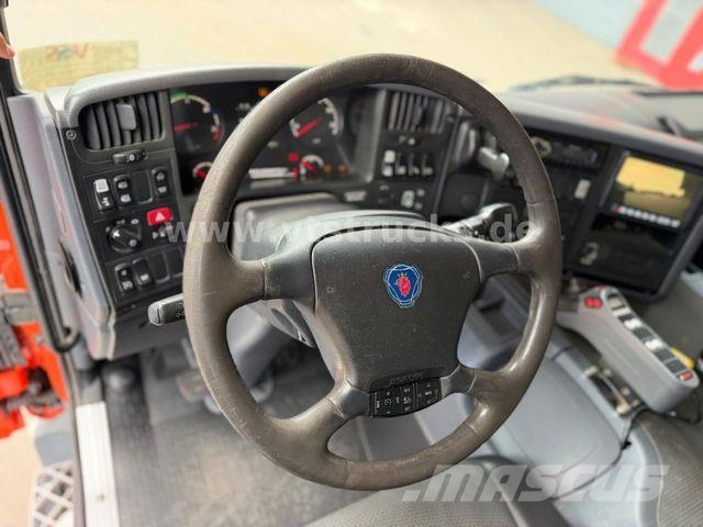 Scania R 380 HIAB-Ladekran und ARK, Liftachsen 2+4 Vrachtwagen met containersysteem