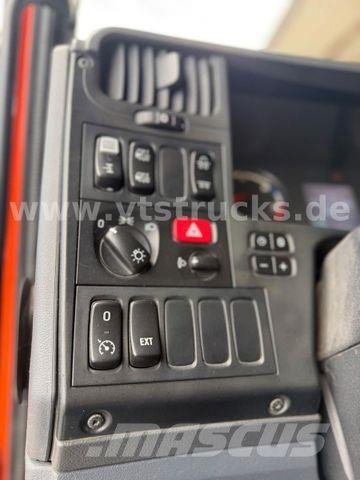 Scania R 380 HIAB-Ladekran und ARK, Liftachsen 2+4 Vrachtwagen met containersysteem
