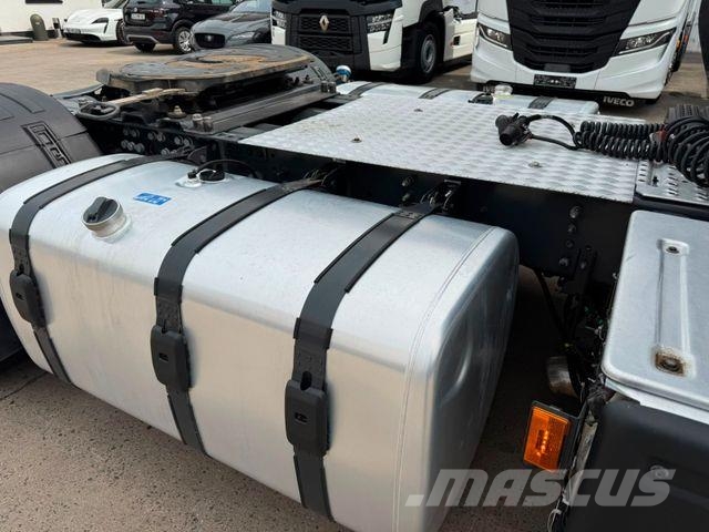 Scania R 460 * ACC * STANDKLIMA * RETARDER * 2X TANK Τράκτορες
