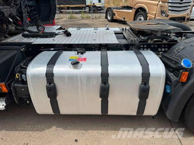 Scania R 460 * ACC * STANDKLIMA * RETARDER * 2X TANK Τράκτορες