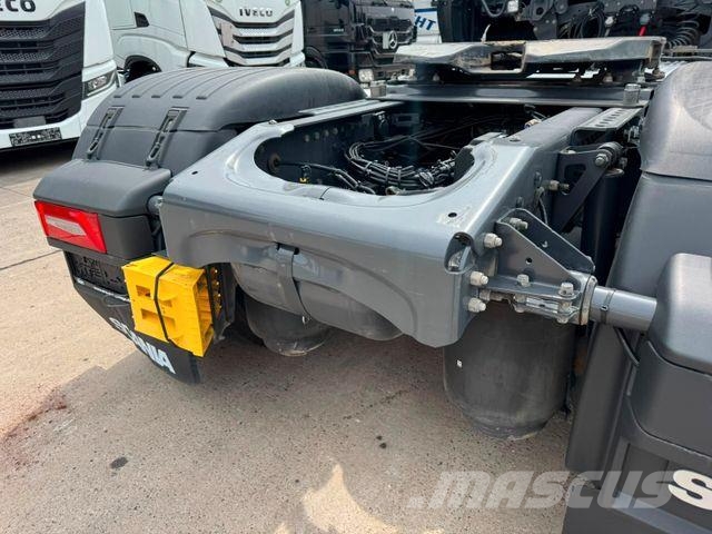Scania R 460 * ACC * STANDKLIMA * RETARDER * 2X TANK Τράκτορες