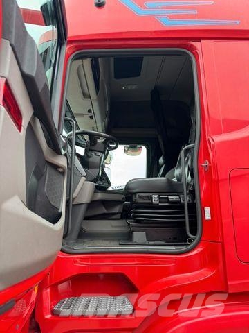 Scania R 460 * STANDKLIM* LEDER * 2 X TANK * 1. HAND * Autotractoare