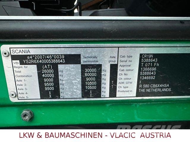 Scania R 580 V8 mit kran PENZ 12Z baujahr 2017 Holztransporter