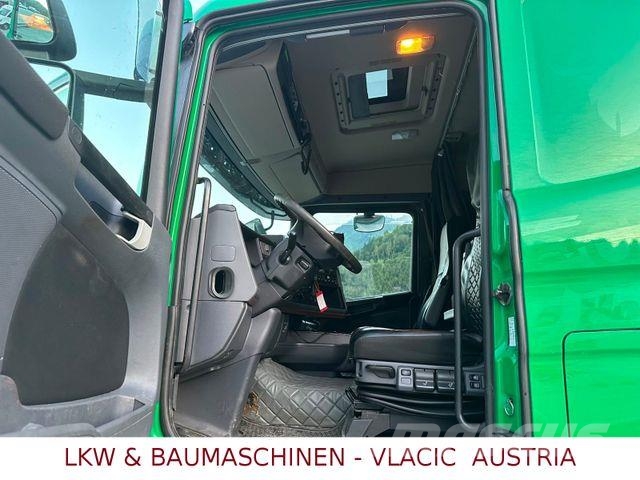 Scania R 580 V8 mit kran PENZ 12Z baujahr 2017 Holztransporter
