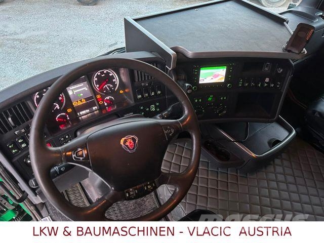 Scania R 580 V8 mit kran PENZ 12Z baujahr 2017 Holztransporter
