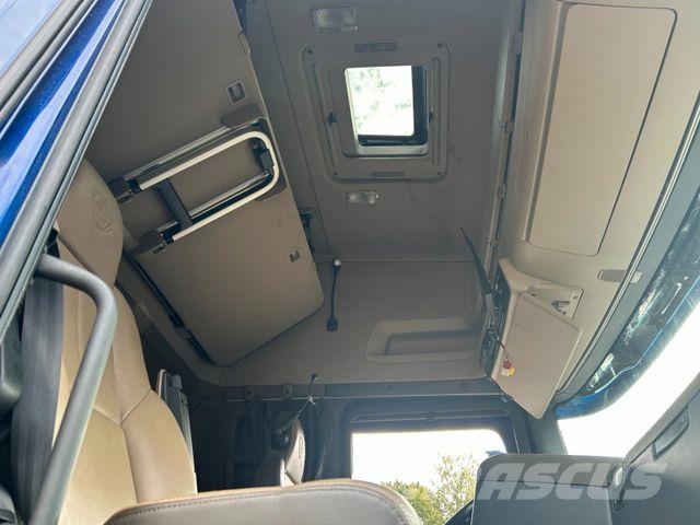 Scania R 580 V8 SZM TOPLINE mit Hydrl. Pumpe 6x4 Vetopöytäautot