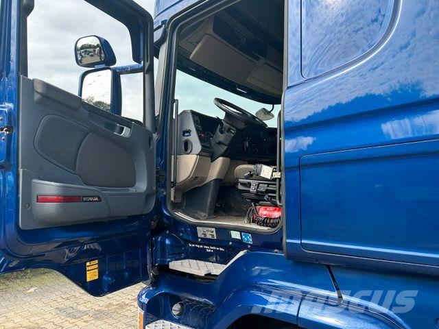 Scania R 580 V8 SZM TOPLINE mit Hydrl. Pumpe 6x4 Vetopöytäautot