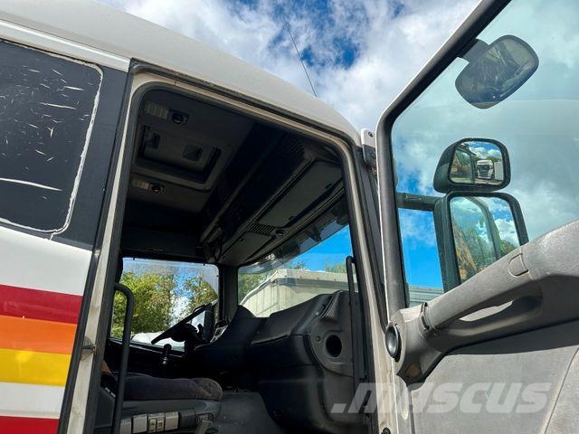Scania R144GA NZ530 RETARDER 6X4 BLATT BLATT! Vlačilci