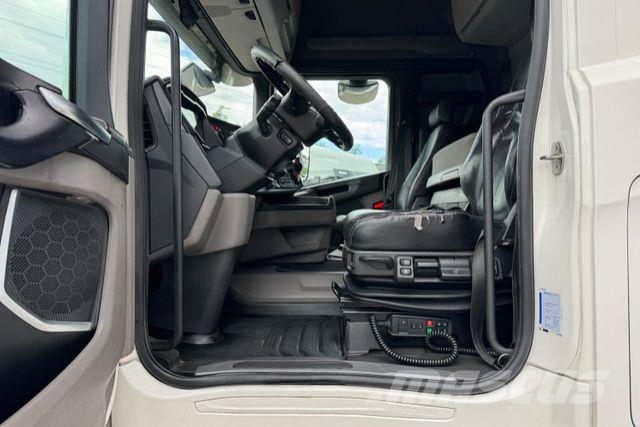 Scania R410 4x2 وحدات الجر