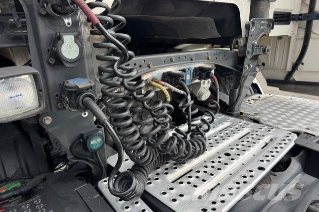 Scania R410 4x2 وحدات الجر
