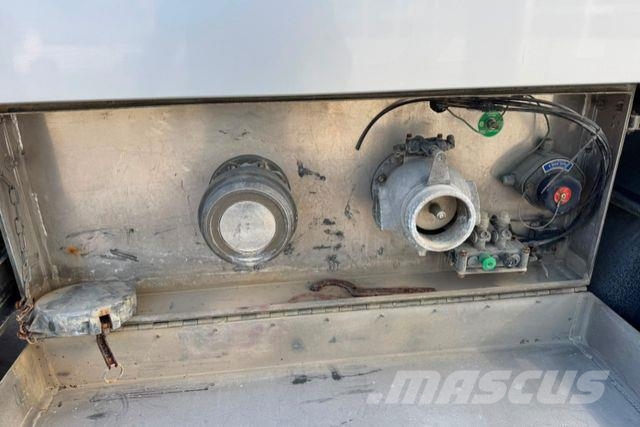 Scania R420 6x2 Tank Camiones cisternas