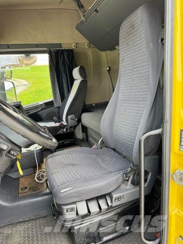 Scania R420 Sattelzugmaschine Vlačilci