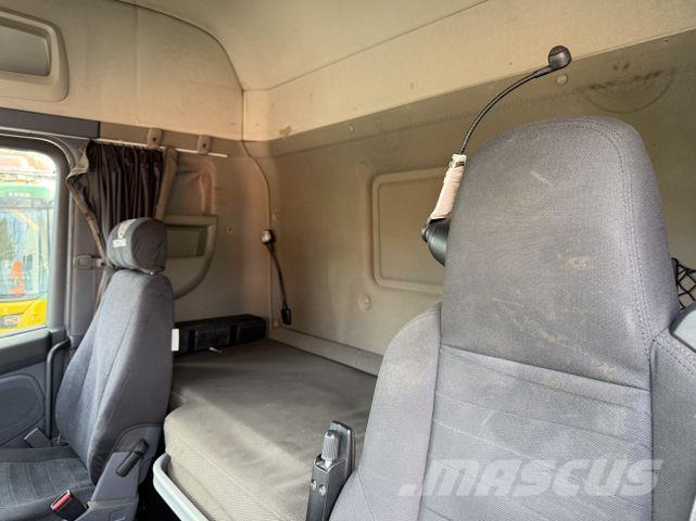 Scania R440 6X2*4 Kran HMF 5020 K5 Camiones de cama baja