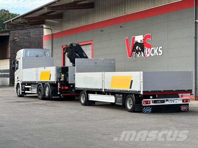 Scania R450 6x2 LL & Fliegl/ FASSI 155A LK Glastr. Camion plateau