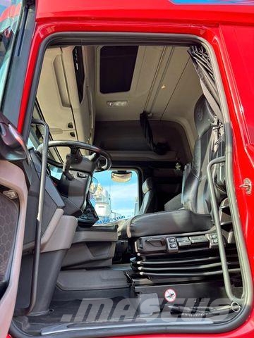 Scania R460 * STANDKLIMA * LEDER * 2 X TANK * 1. HAND * Autotractoare