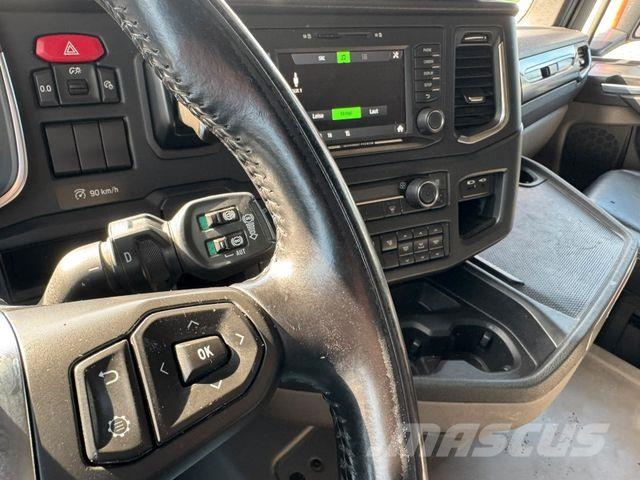 Scania R460 * STANDKLIMA * LEDER * 2 X TANK * 1. HAND * Autotractoare