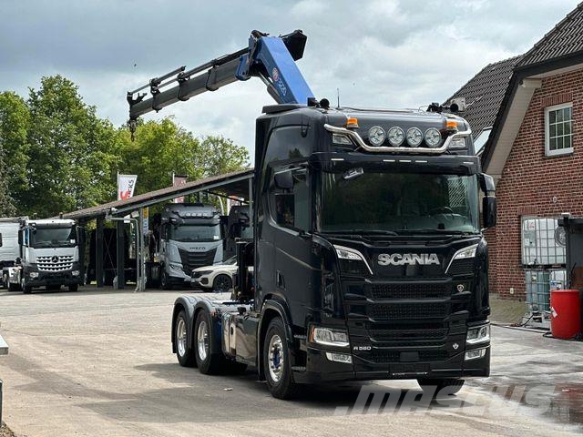 Scania R580 A6x2NB HMF3220LK Retarder Liftachs ACC LDW Седельные тягачи