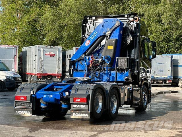 Scania R580 A6x2NB HMF3220LK Retarder Liftachs ACC LDW Седельные тягачи