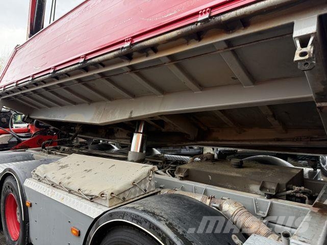 Scania R580 V8 8X4 Kipper Kran Palfinger 22002 Camiones grúa