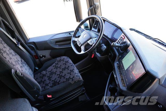 Scania S 500 / EURO 6 / ACC / RETARDER / PEŁNA OPCJA / Тягачі