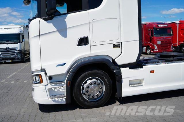 Scania S 500 / EURO 6 / ACC / RETARDER / PEŁNA OPCJA / Тягачі