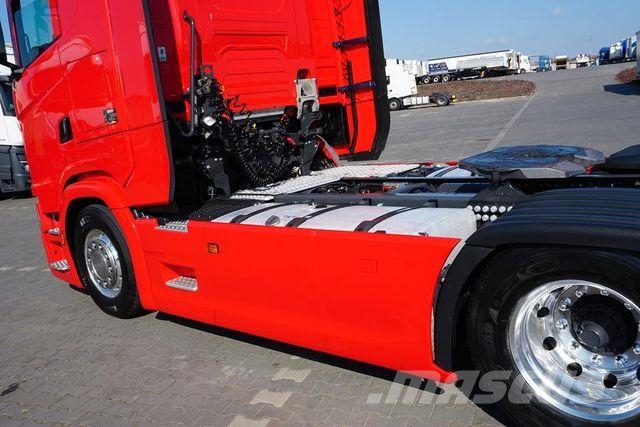 Scania S 520 / V 8 / EURO 6 / ACC / RETARDER / PEŁNA Влекачи