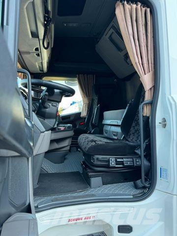 Scania S500 * RETARDER * STANDKLIMA * 2 X TANK*1. HAND Autotractoare
