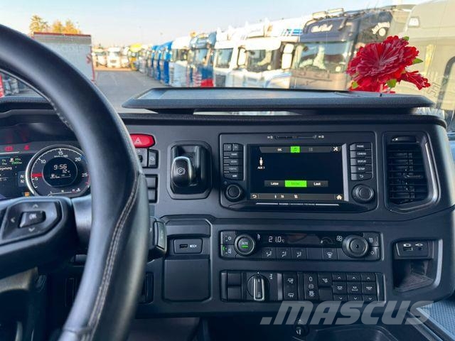 Scania S500 * RETARDER * STANDKLIMA * 2 X TANK*1. HAND Autotractoare