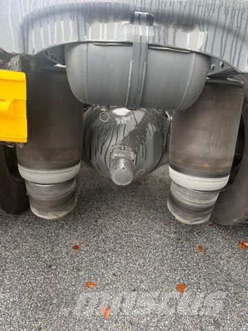 Scania S500 VOLLAUSLASTUNG Vetopöytäautot