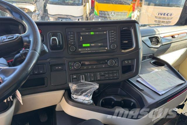 Scania S580 V8 4x2 Tegljači