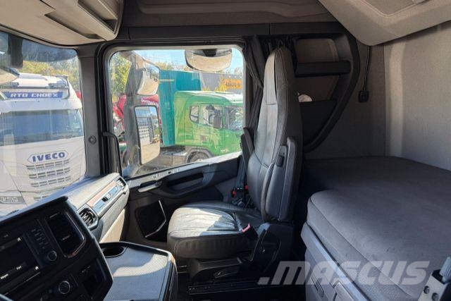 Scania S580 V8 4x2 Tegljači