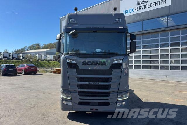Scania S580 V8 4x2 Tegljači