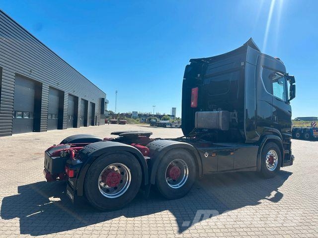 Scania S650 V8 6×4 / Hydraulic System / 120,000 kg Camiones tractor
