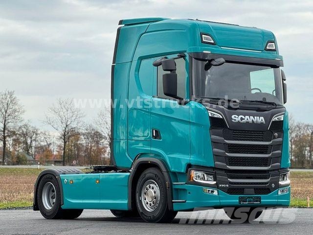 Scania S770 A4x2LA V8 LED / ACC / Leder / Retarder وحدات الجر