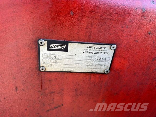 Schaeff HMI40,Rückfahrkamera,guteBereifung Lastik tekerli ekskavatörler