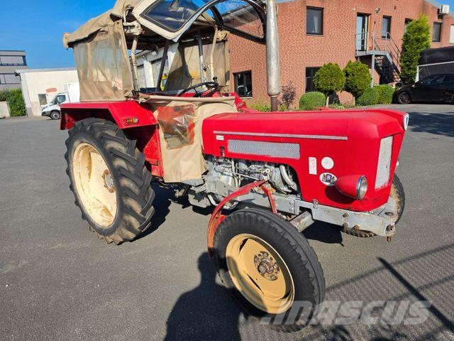 Schlüter 450 Super Tractores