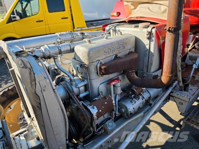 Schlüter 450 Super Tractores