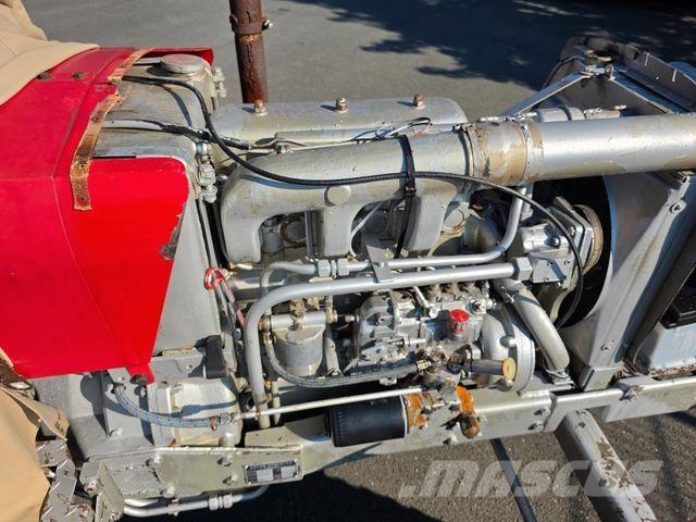 Schlüter 450 Super Tractores