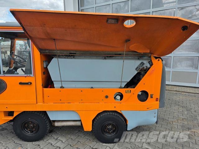 Schmidt SK 153 SX / Kehrmaschine / 6.078h Utcaseprő teherautók