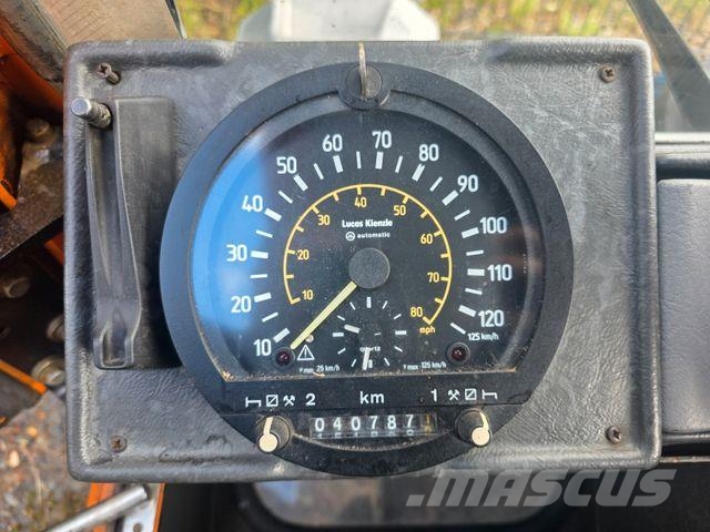 Schmidt SK 153 SX / Kehrmaschine / 6.078h Utcaseprő teherautók