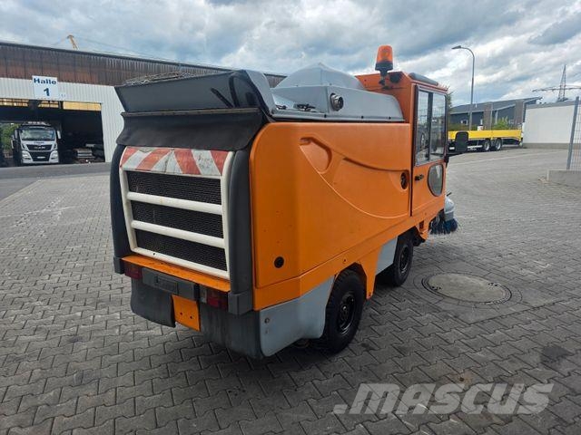 Schmidt SK 153 SX / Kehrmaschine / 6.078h Utcaseprő teherautók